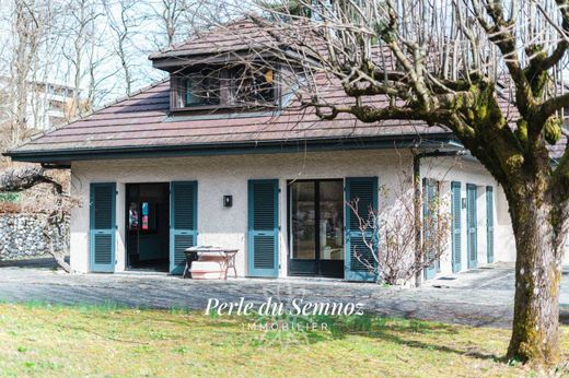 Luxury home in Seynod, Haute-Savoie