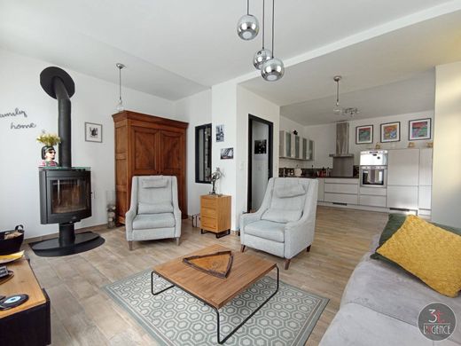 Luxury home in Fontenay-sous-Bois, Val-de-Marne