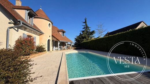 Luxury home in Daix, Cote d'Or