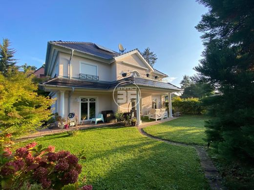 Casa de luxo - Saint-Louis, Alto Reno