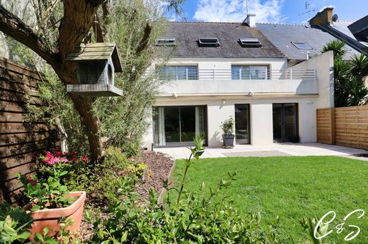 منزل ﻓﻲ Guilvinec, Finistère