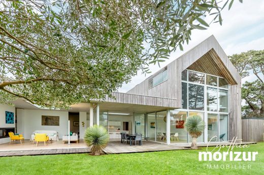 Luxury home in Ploemeur, Morbihan