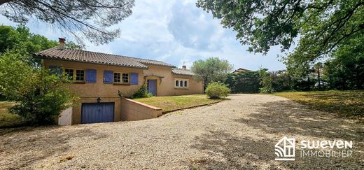 Luxury home in Muret, Upper Garonne