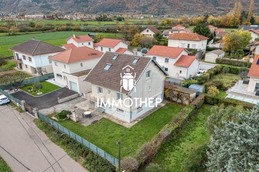 Элитный дом, Vif, Isère