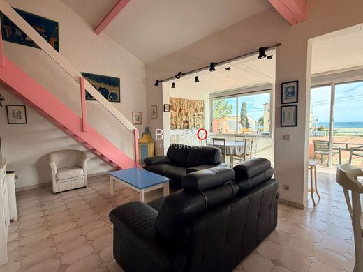 Argeles, Pyrénées-Orientalesの高級住宅