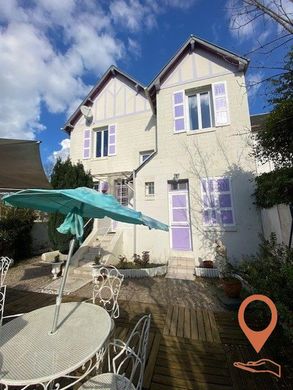 Casa di lusso a Deauville, Calvados