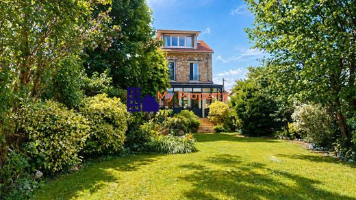 Элитный дом, Houilles, Yvelines