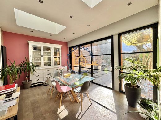 豪宅  阿拉斯, Pas-de-Calais