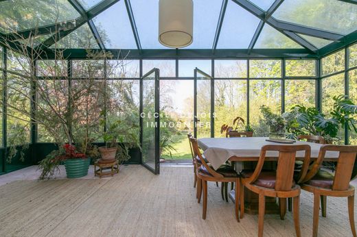 Luxury home in Joinville-le-Pont, Val-de-Marne