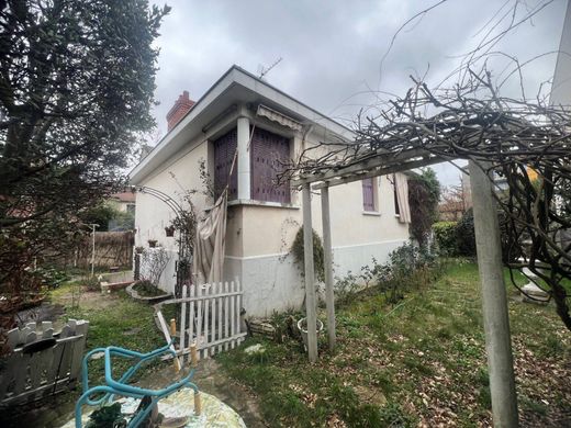 Luxus-Haus in Sartrouville, Yvelines