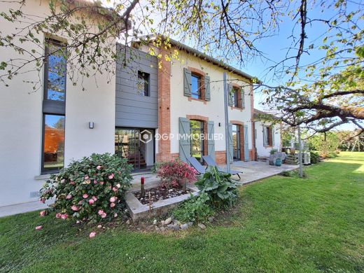 Luxury home in Labastide-Saint-Sernin, Upper Garonne