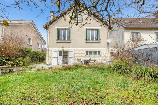 Luxury home in Gournay-sur-Marne, Seine-Saint-Denis