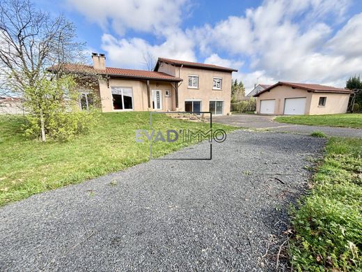 Luxury home in Saint-Just-Saint-Rambert, Loire