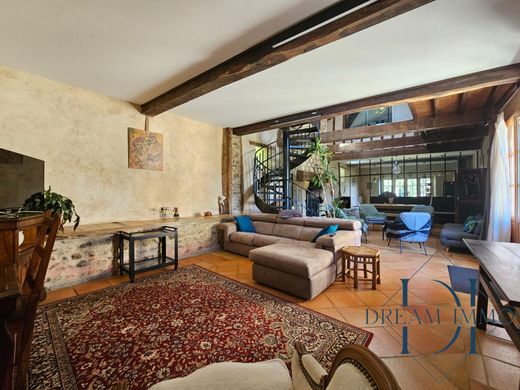 Luxe woning in Castelnau-Magnoac, Hautes-Pyrénées