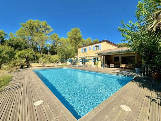 Luxury home in La Bouilladisse, Bouches-du-Rhône