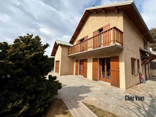 Luxury home in Briançon, Hautes-Alpes