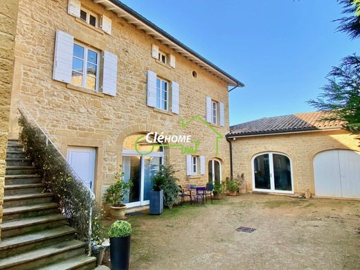 Casa di lusso a Châtillon, Rhône