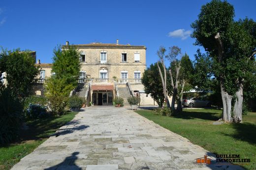 Komplex apartman Beaucaire, Gard