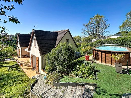 Luxury home in Fondettes, Indre and Loire