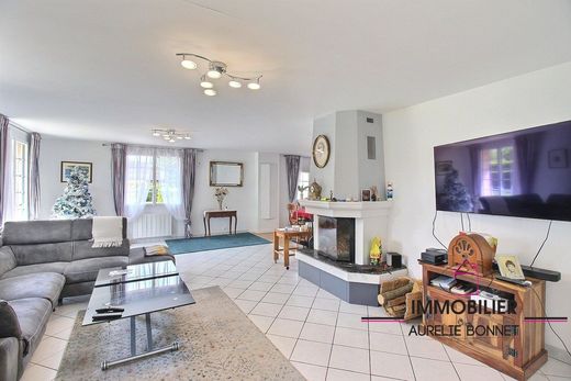 منزل ﻓﻲ Pont-l'Évêque, Calvados