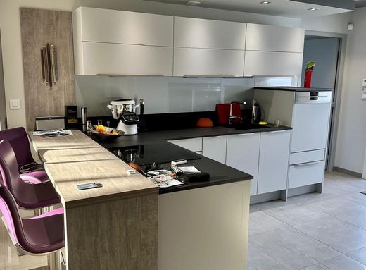 Жилой комплекс, Agneaux, Manche