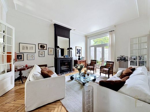 Luxury home in Mouvaux, North