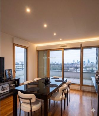 Apartment in Courbevoie, Hauts-de-Seine