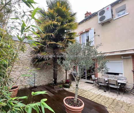 Luxury home in Orléans, Loiret