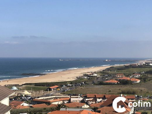 Apartment in Anglet, Pyrénées-Atlantiques