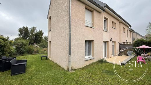 Luxury home in Dijon, Cote d'Or