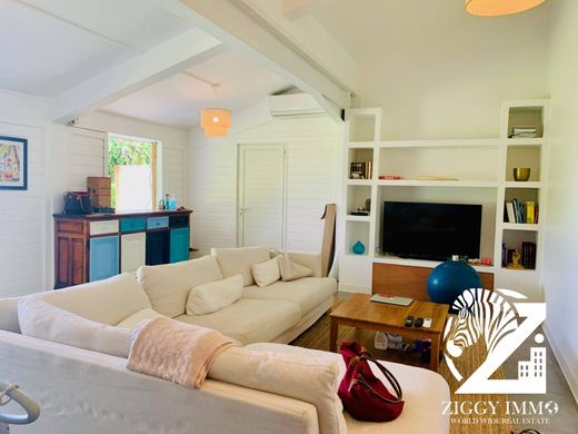 Luksusowy dom w Baie-Mahault, Guadeloupe