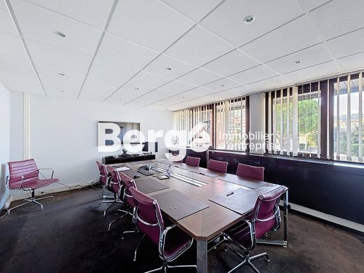 Oficina en Mandelieu-la-Napoule, Alpes Marítimos