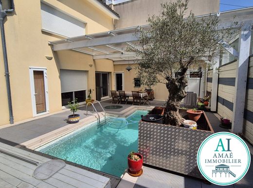 ‏דירה ב  Eysines, Gironde