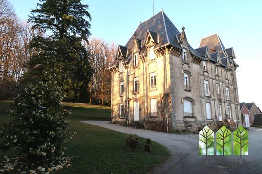 Kasteel in Guéret, Creuse