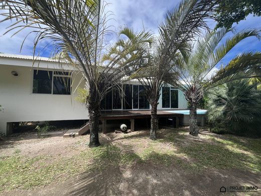 Casa de lujo en Temae, District de Vairao