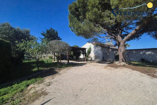 Luxury home in La Farlède, Var