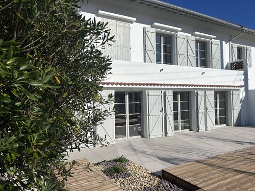 Apartment / Etagenwohnung in Biarritz, Pyrénées-Atlantiques