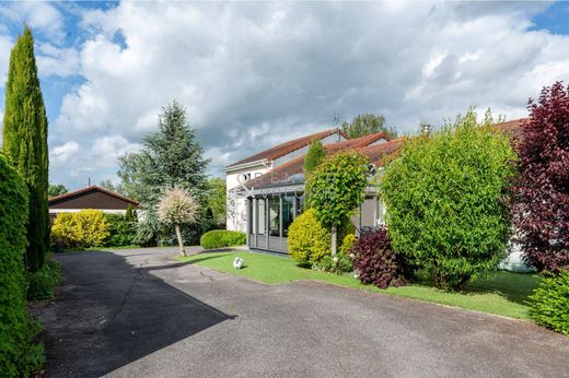 Luxury home in Fléville-devant-Nancy, Meurthe et Moselle