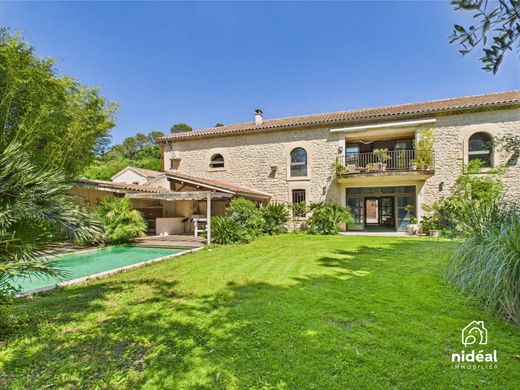 Πολυτελή κατοικία σε Sommières, Gard
