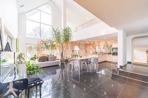 Luxury home in Hégenheim, Haut-Rhin