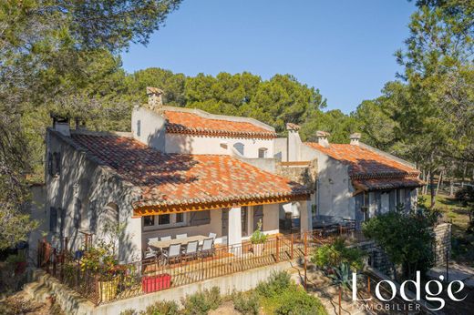 Luxury home in Velaux, Bouches-du-Rhône