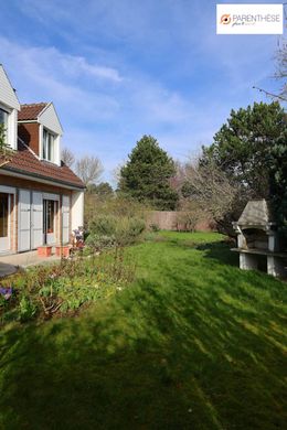 Luxus-Haus in Lompret, Nord