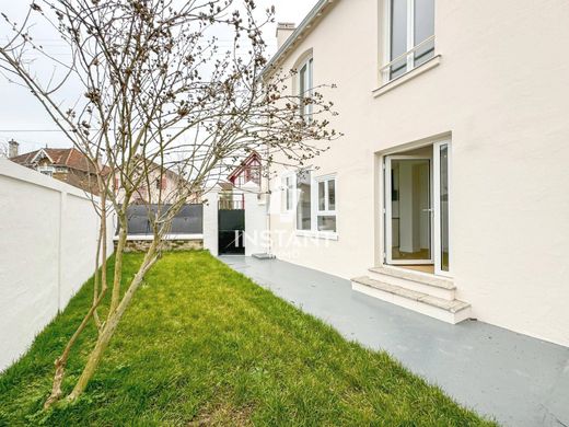 Maison de luxe à Saint-Maur-des-Fossés, Val-de-Marne