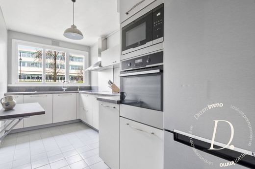 Daire Saint-Cloud, Hauts-de-Seine