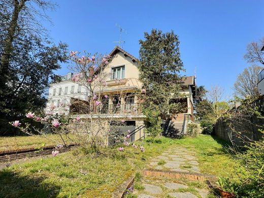 Luxury home in Saint-Maur-des-Fossés, Val-de-Marne