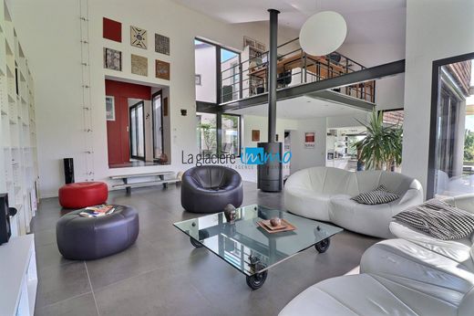 Luxury home in Chanonat, Puy-de-Dôme