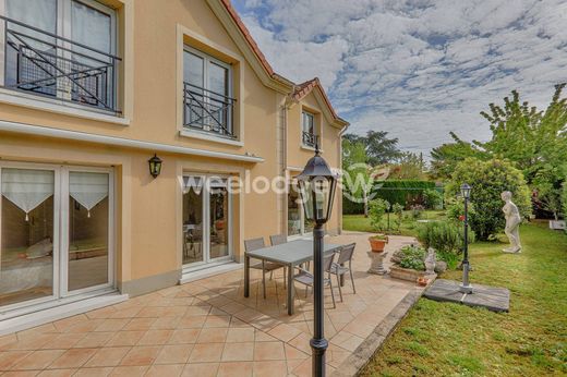 Luxury home in Andrésy, Yvelines