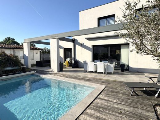 Luxury home in Escalquens, Upper Garonne