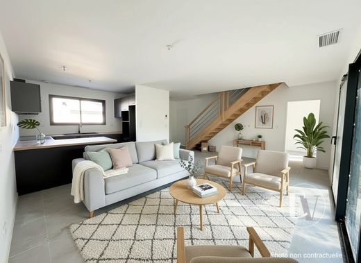 Luxury home in Gujan-Mestras, Gironde