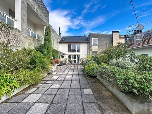 Residential complexes in Lourdes, Hautes-Pyrénées